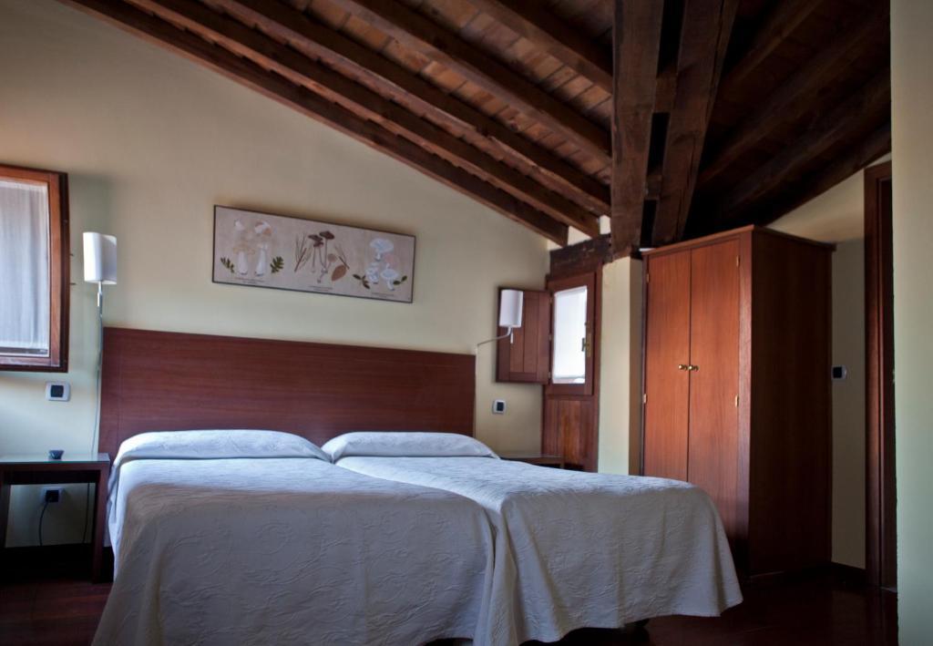 Hospederia Porta Coeli Hotel ซีเกว็นซา ห้อง รูปภาพ
