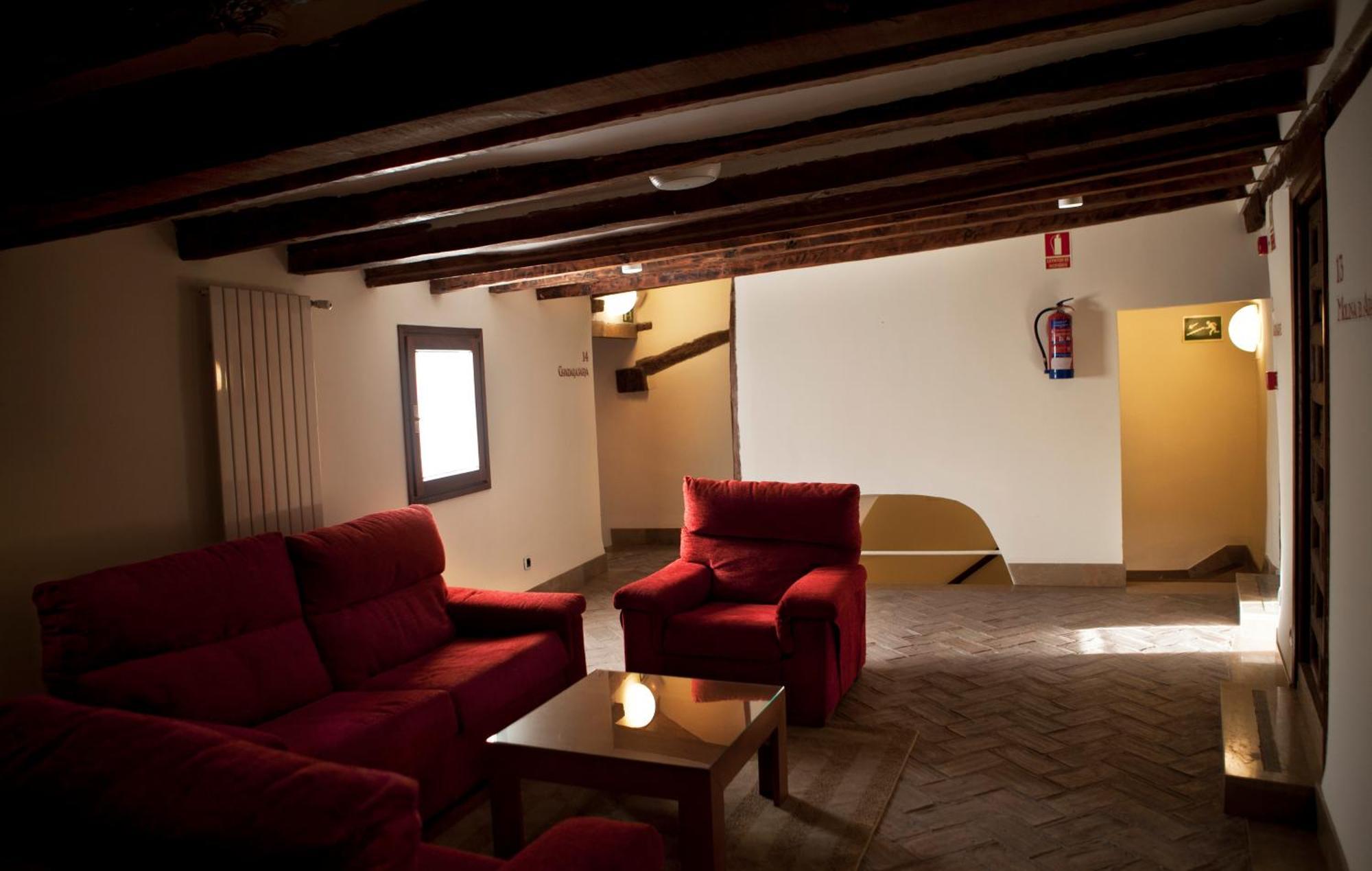 Hospederia Porta Coeli Hotel ซีเกว็นซา ภายนอก รูปภาพ